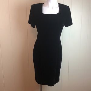 Vintage 80s 90s Black Velvet Sheath Party Dress 8 Square Neck Rockabilly Pin Up
